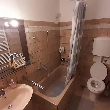 Apartman Nika Rijeka Exterior foto